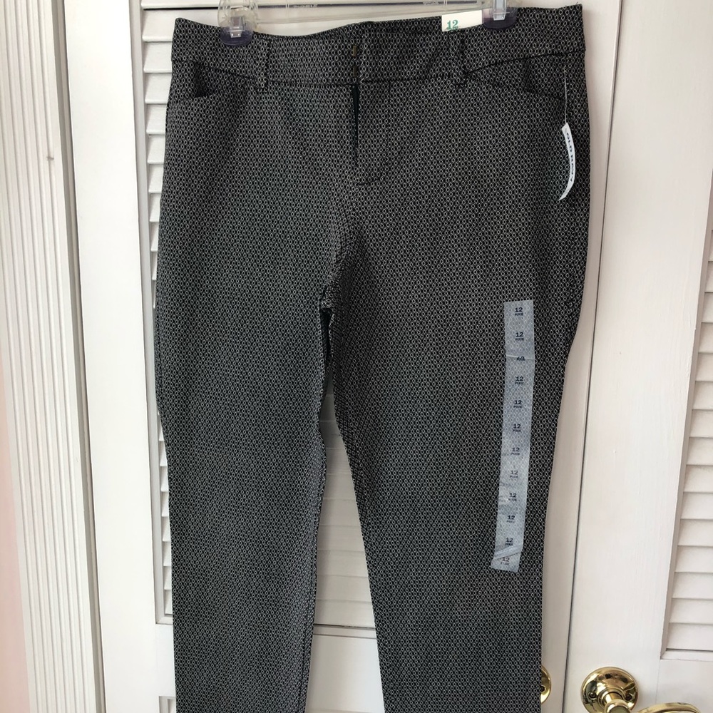 Old Navy Pixie pants